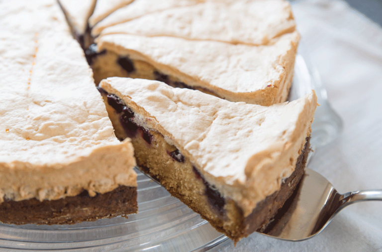 Heidelbeer-Kuchen mit Baiser – Teigwunder