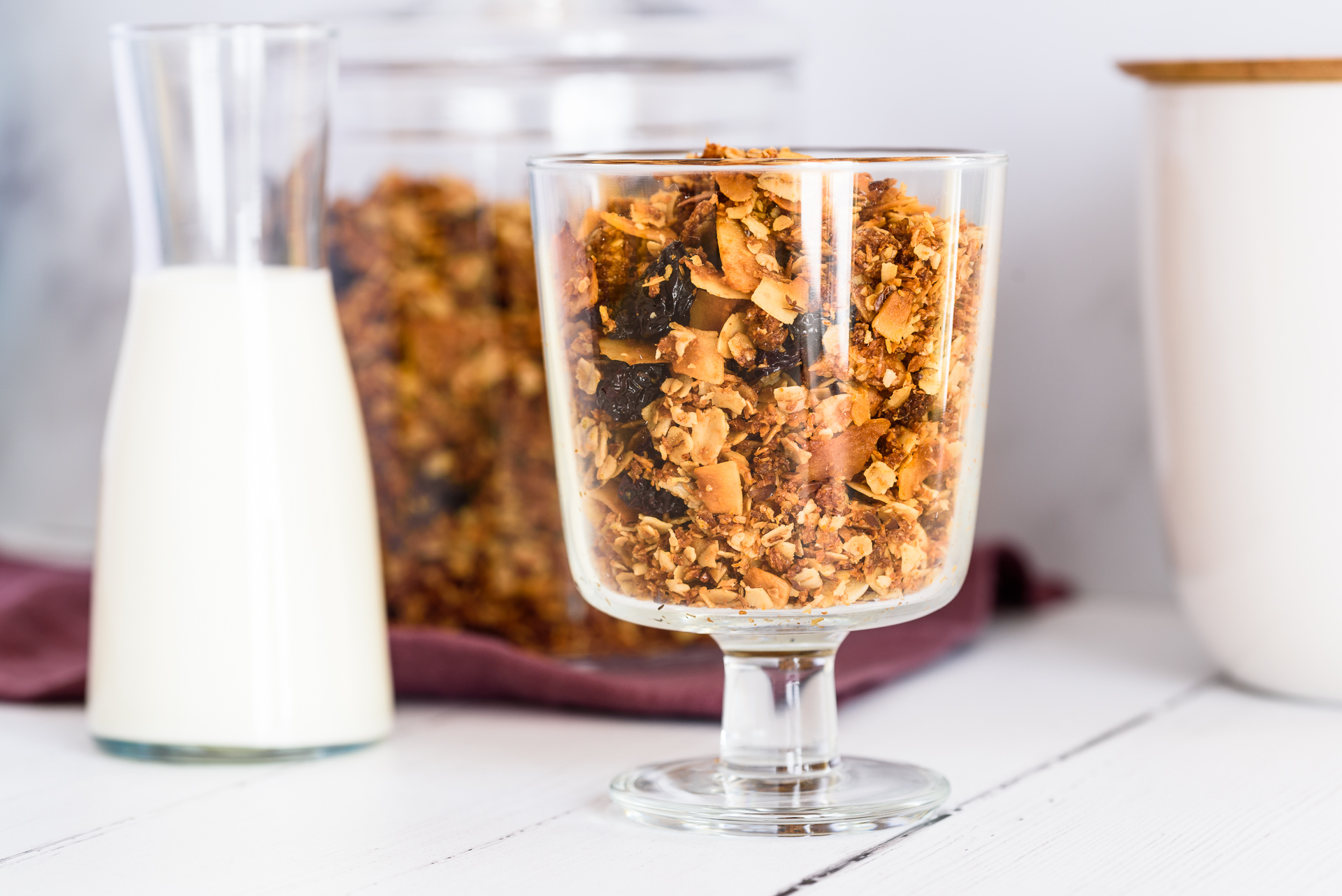 Fruchtiges Knusper-Müsli (vegan) – Teigwunder